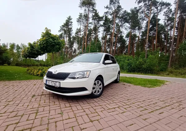 świętokrzyskie Skoda Fabia cena 16500 przebieg: 299000, rok produkcji 2016 z Kielce